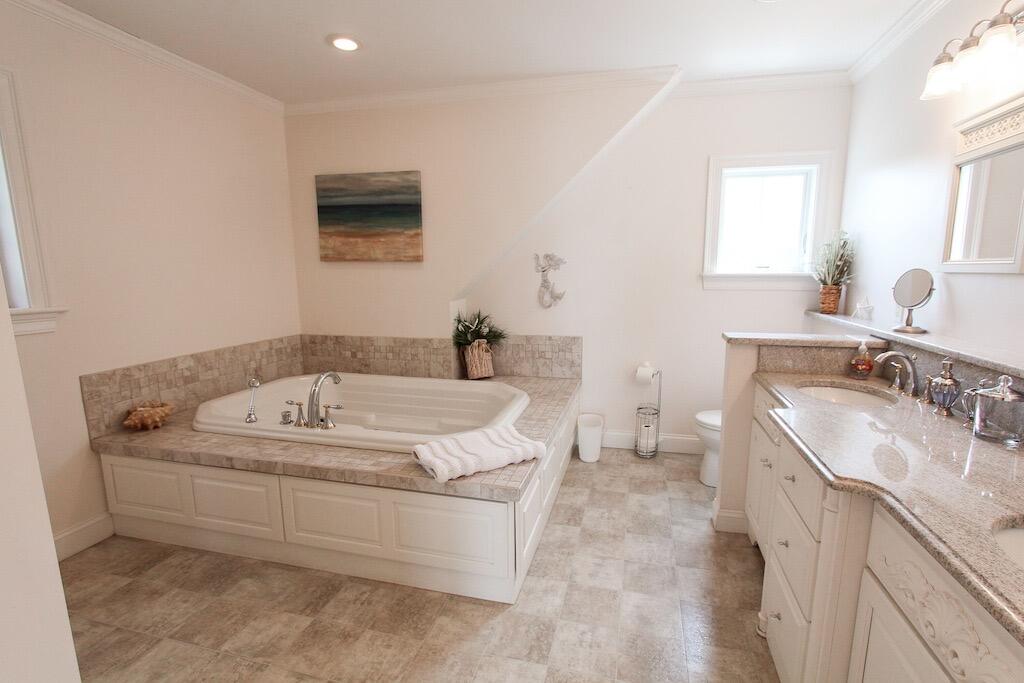 175 Sunset Lane Barnstable, MA 02630 - Photo 29 of 47 D546D42E-212D-40AA-AC1A-6BCBDE25A289