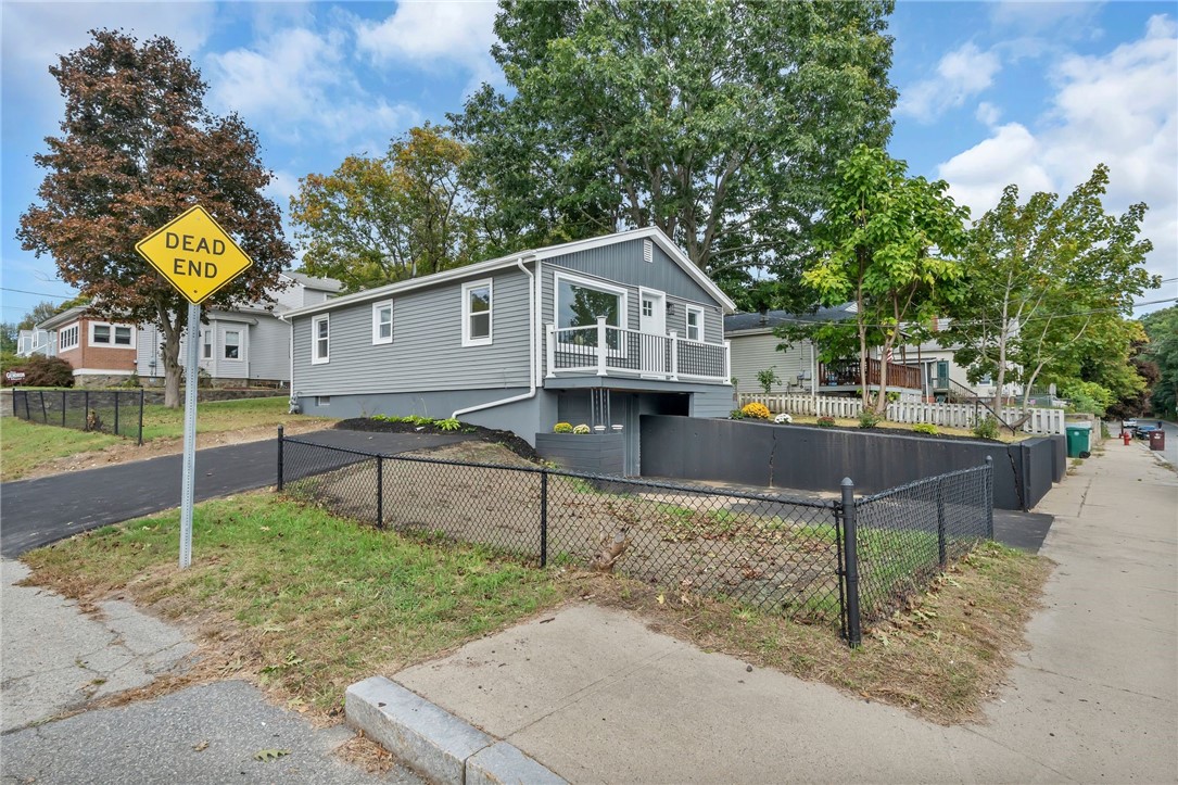546 Robinson Street Woonsocket, RI 02895 - Photo 7 of 38 Gallery Image 7