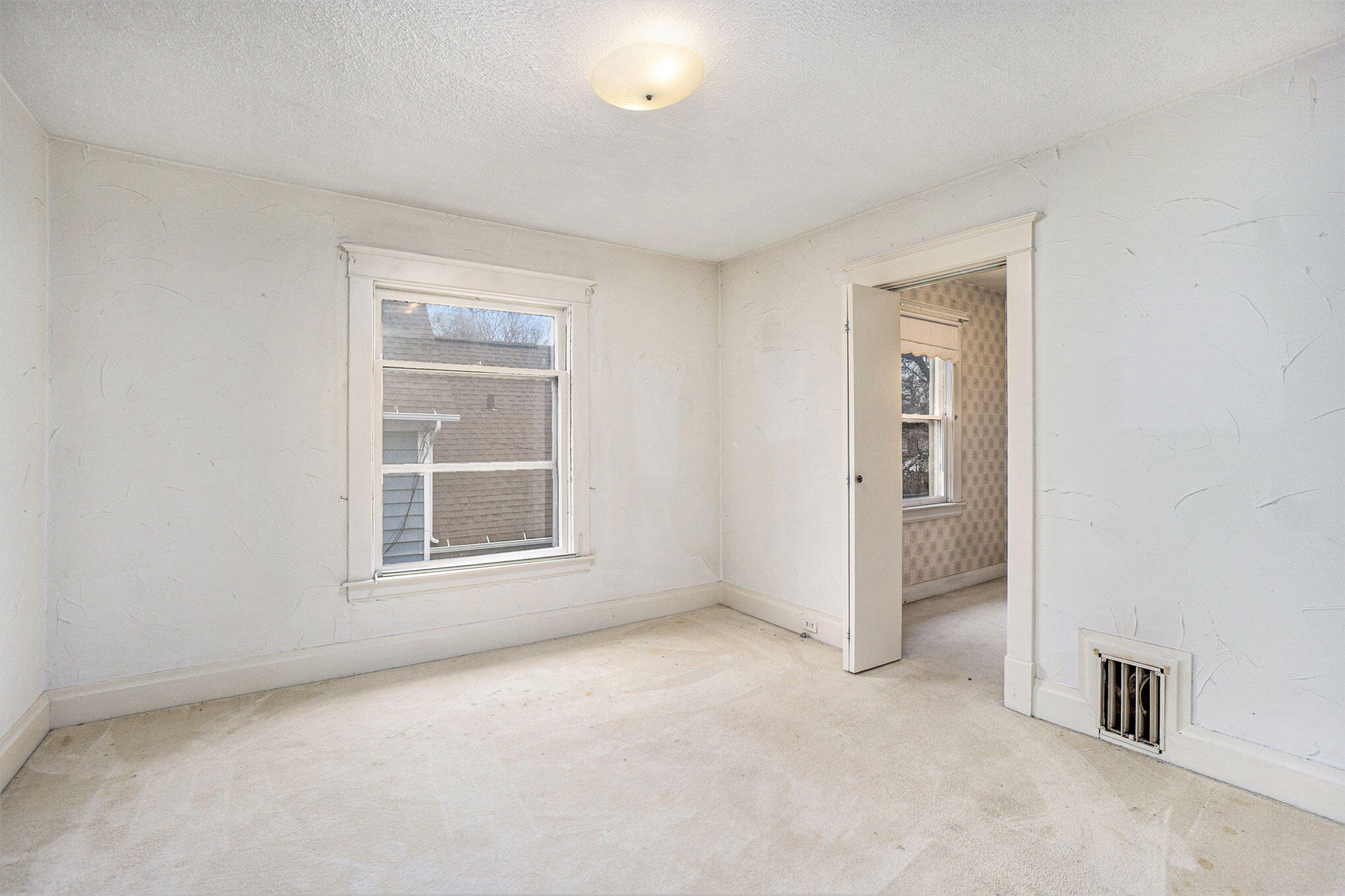 822 Reed Avenue Kalamazoo, MI 49001 - Photo 9 of 14 DSC02165
