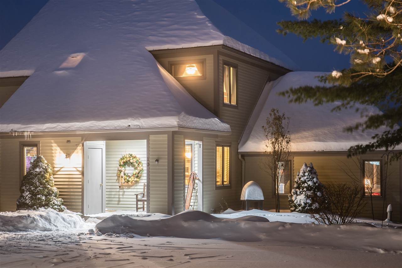 1024 Brook Road, Unit 10 Stowe, VT 05672 - Photo 4 of 40 Gallery Image 4