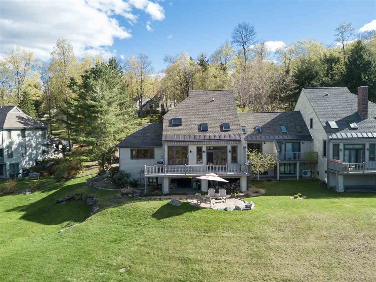 1024 Brook Road, Unit 10 Stowe, VT 05672 - Photo 5 of 40 Gallery Image 5