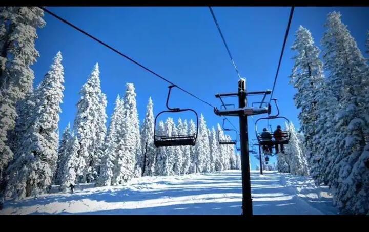 33840 Upper Leland Road, Unit B Pinecrest, CA 95364 - Photo 25 of 35 a view of a house with a street