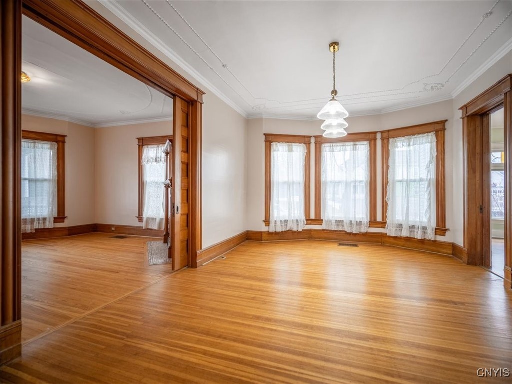 418 Broad Street Oneida, NY 13421 - Photo 17 of 46