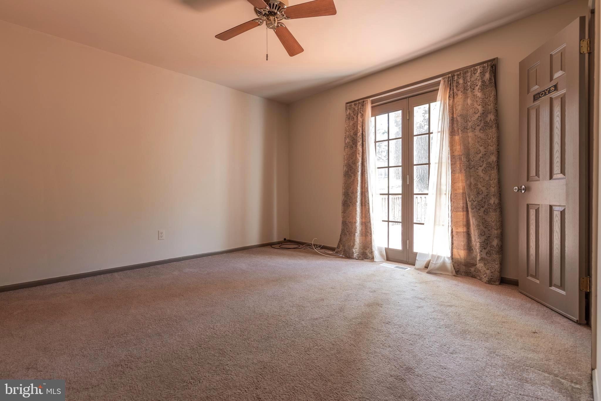 753 West Providence Road Lansdowne, PA 19050 - Photo 11 of 33 Family Room