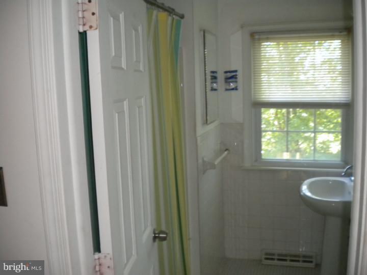290 Gulph Hills Road Wayne, PA 19087 - Photo 8 of 18
