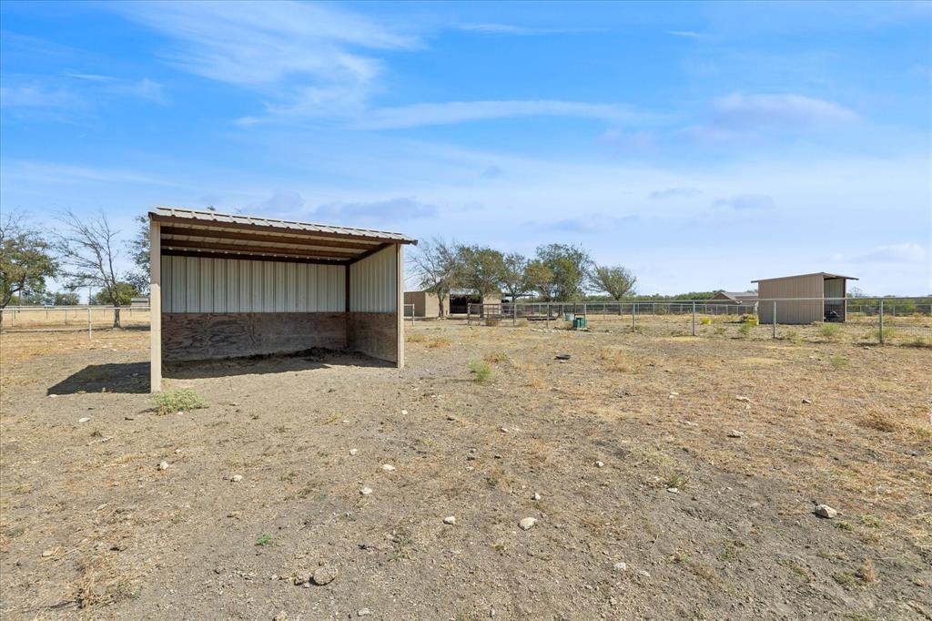 12953 Flow Road Krum, TX 76249 - Photo 27 of 31 Gallery Image 27