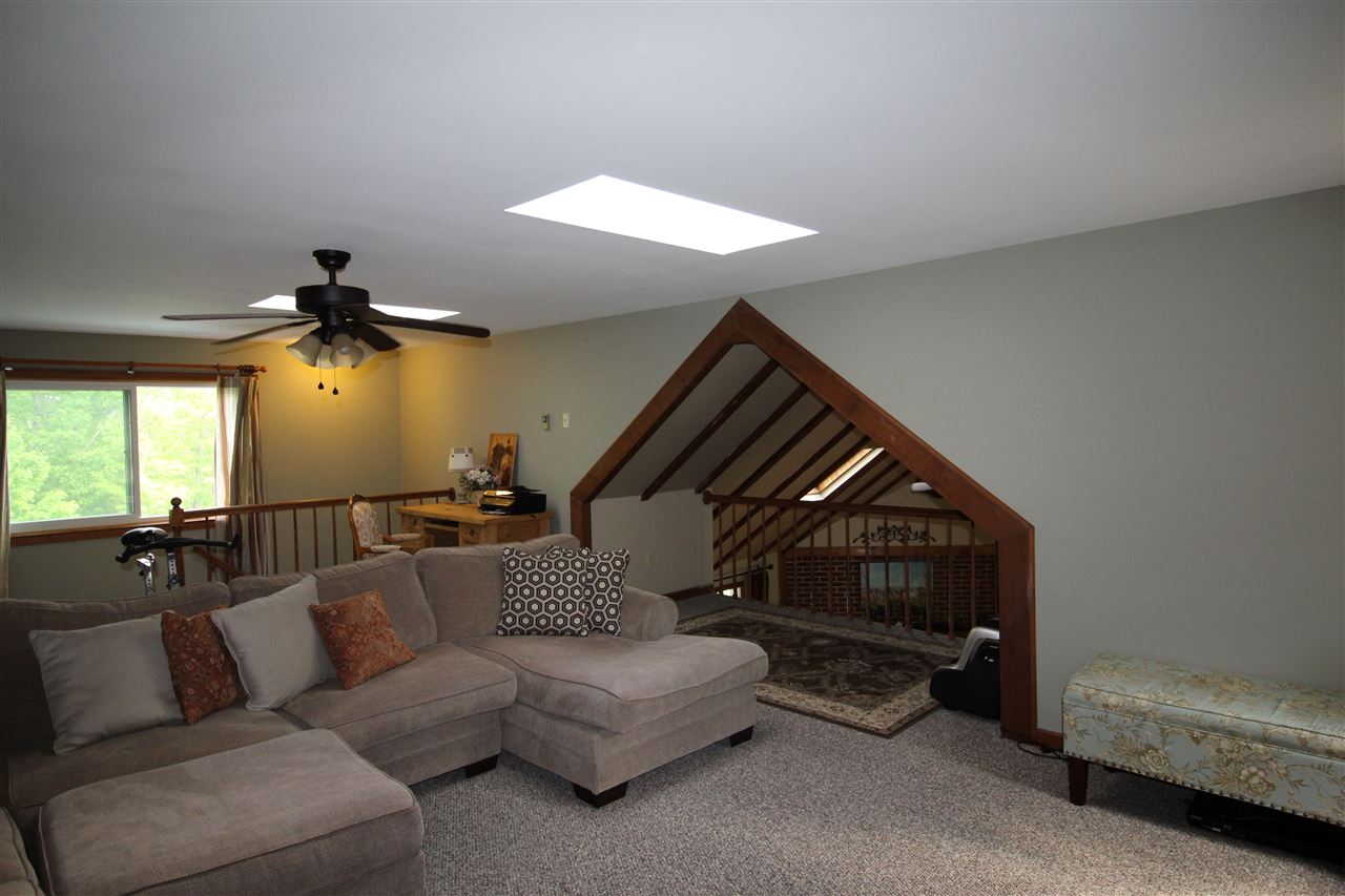 35 Laurel Hill Road Hollis, NH 03049 - Photo 12 of 37