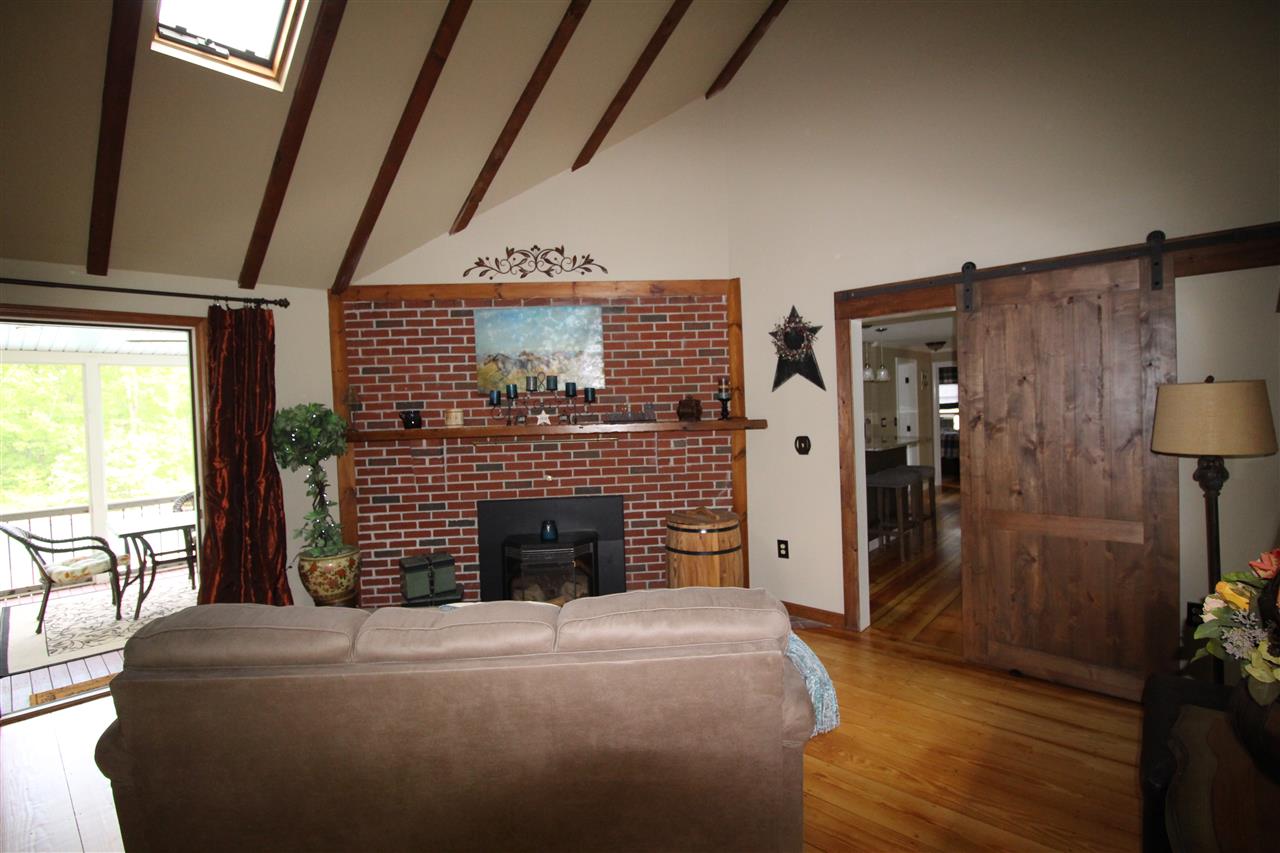 35 Laurel Hill Road Hollis, NH 03049 - Photo 14 of 37