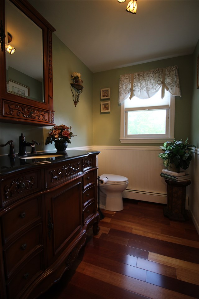 35 Laurel Hill Road Hollis, NH 03049 - Photo 16 of 37