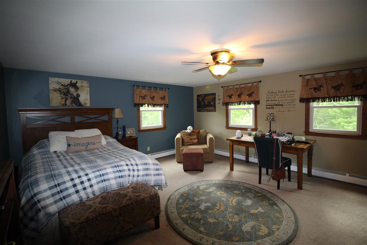 35 Laurel Hill Road Hollis, NH 03049 - Photo 22 of 37