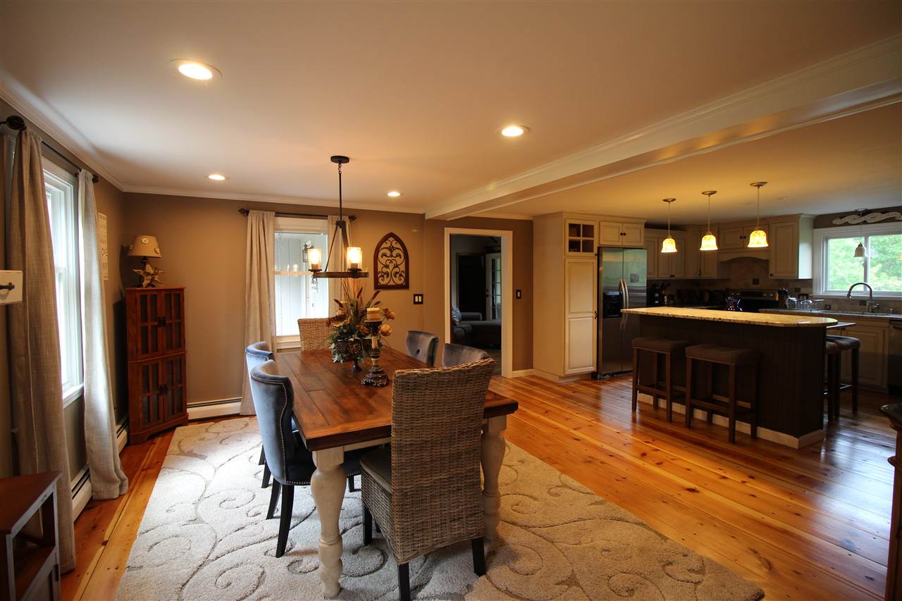 35 Laurel Hill Road Hollis, NH 03049 - Photo 5 of 37