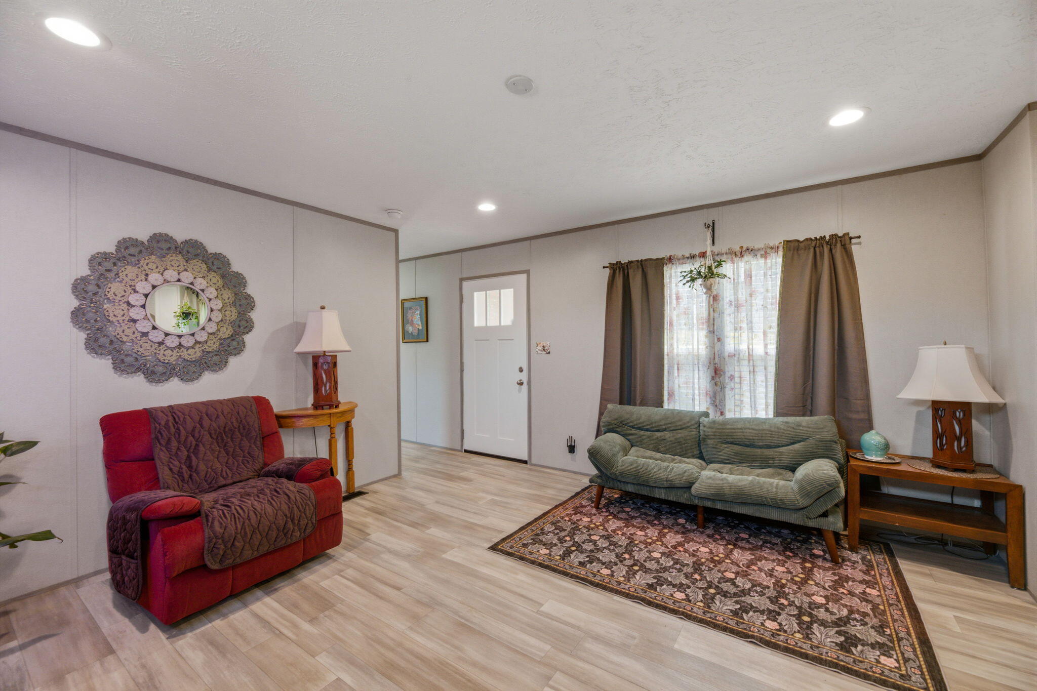 298 Agency Creek Lane Decatur, TN 37322 - Photo 6 of 26 Living