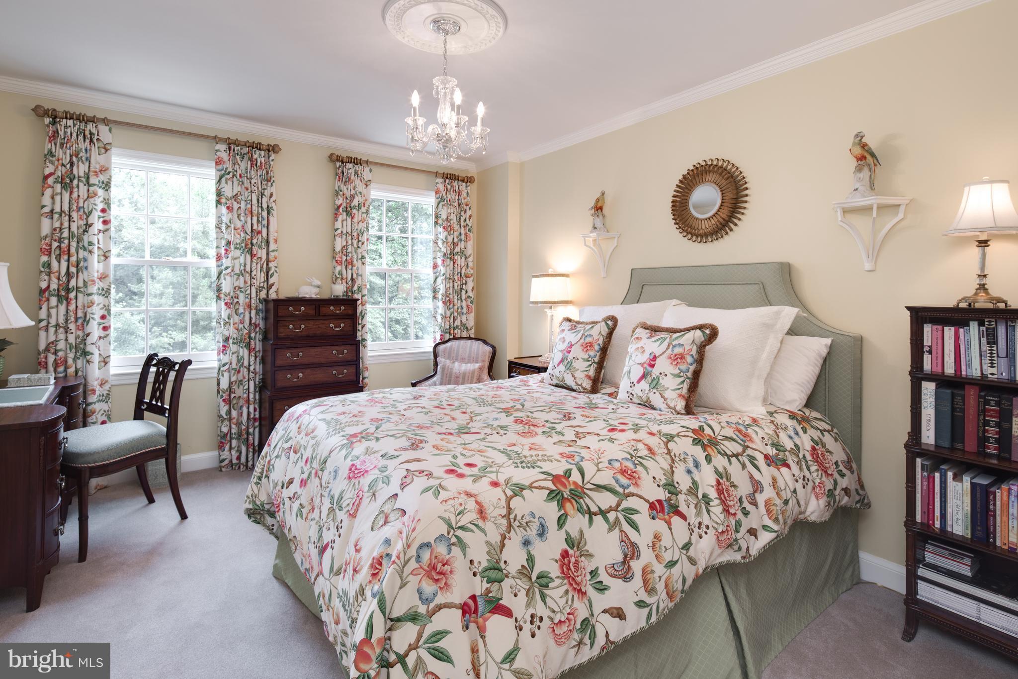 2814 R Street Northwest Washington, DC 20007 - Photo 20 of 30 a bedroom with bed and a window