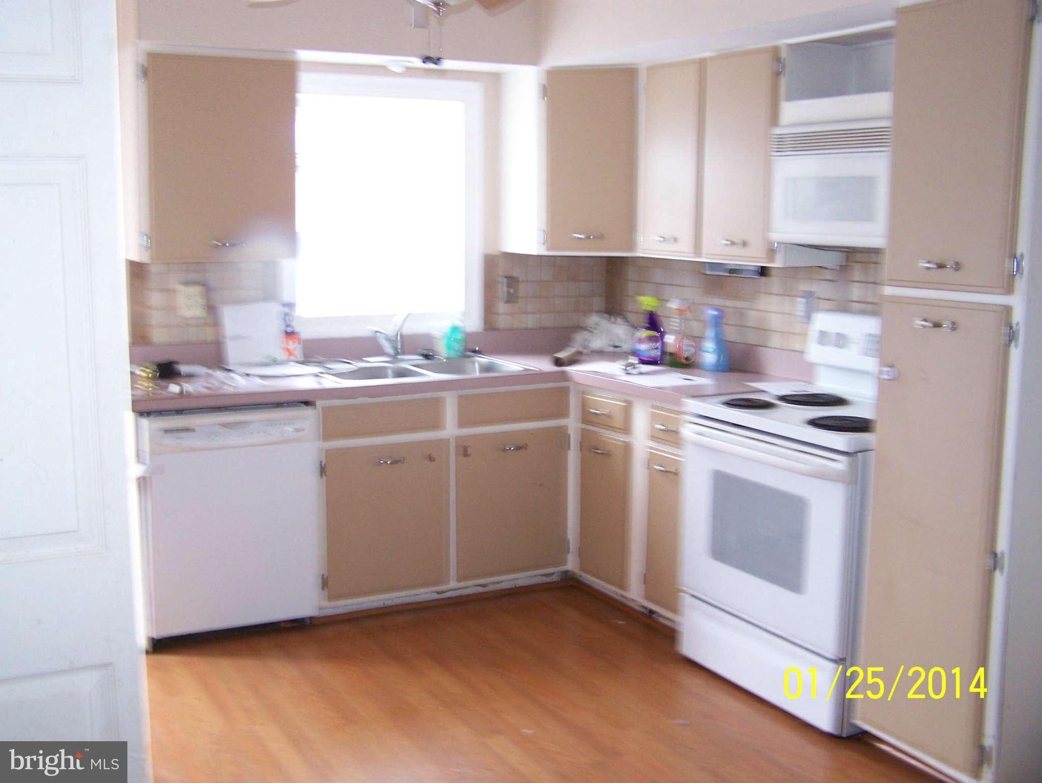 472 Obrecht Road Sykesville, MD 21784 - Photo 5 of 13 Kitchen