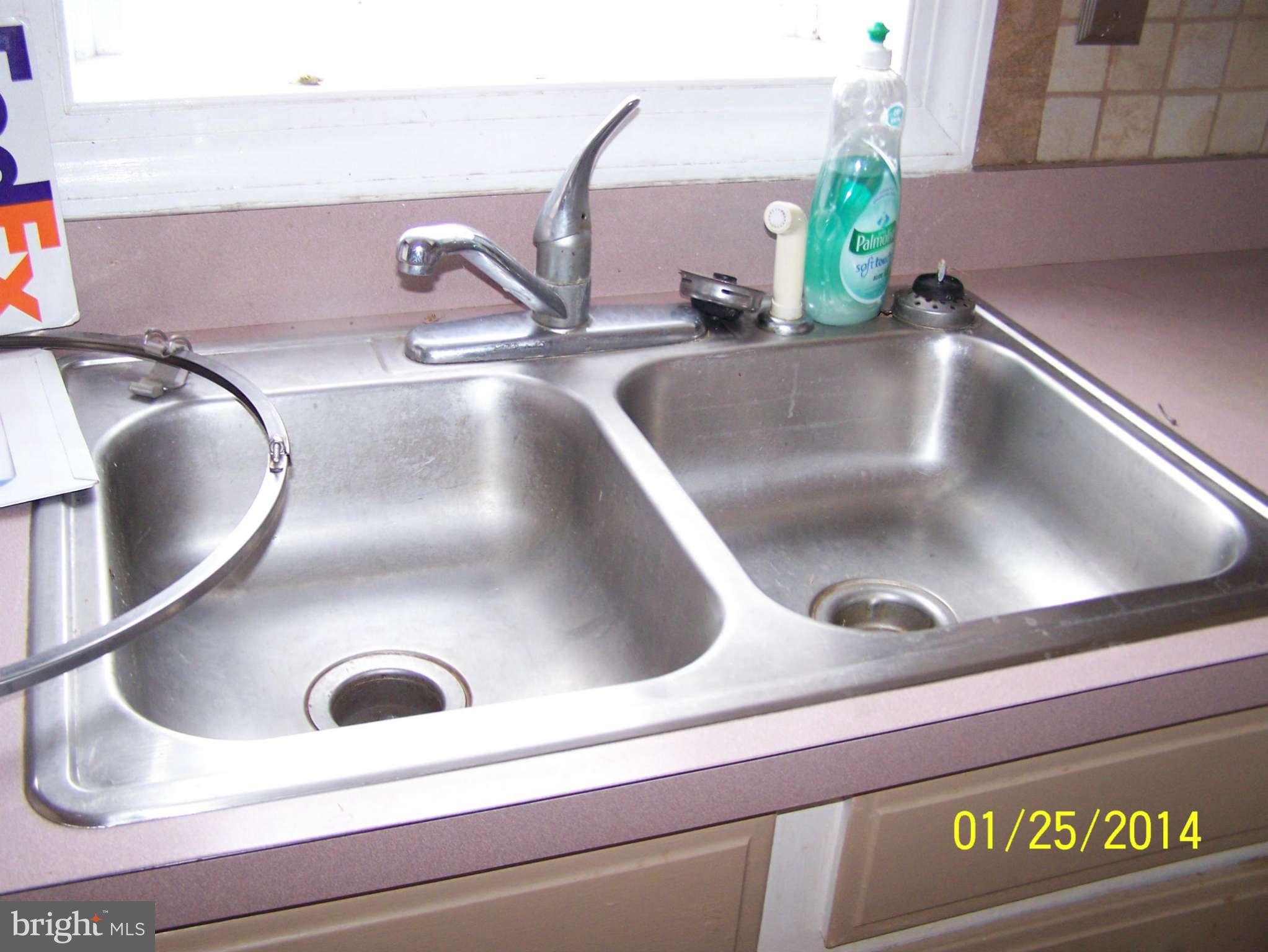 472 Obrecht Road Sykesville, MD 21784 - Photo 6 of 13 Kitchen