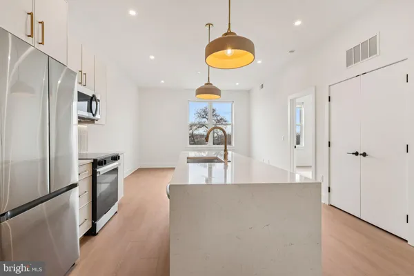 $1,856 | 20-30 West Allens Lane, Unit 418, Philadelphia, PA 19119