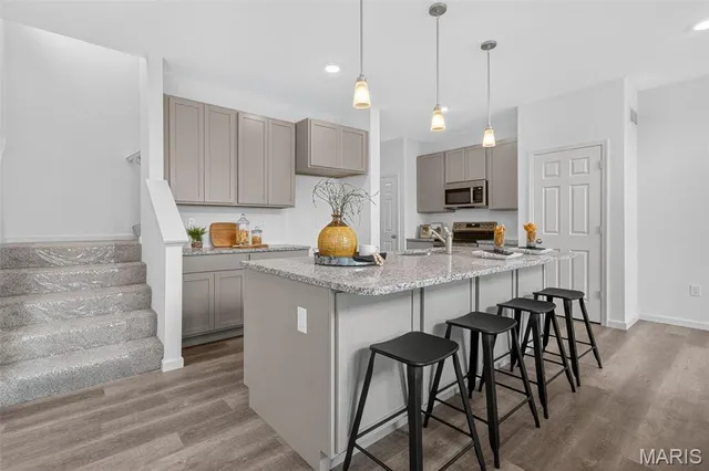 $444,995 | 2917 Memphis Street, St. Charles, MO 63301