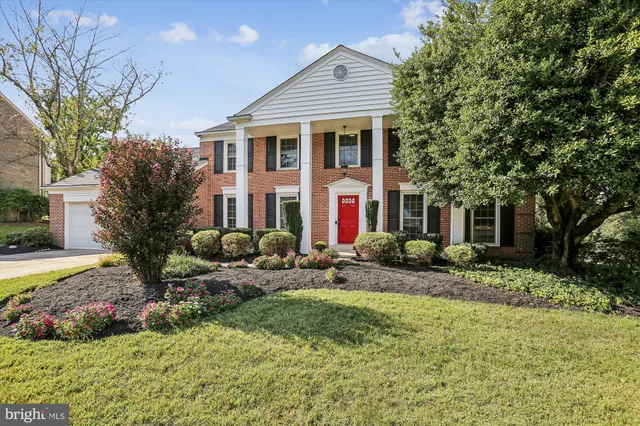 $1,245,000 | 9017 Falls Chapel Way, Potomac, MD 20854