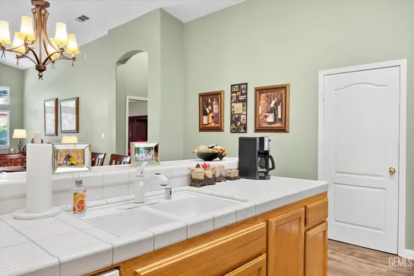 $619,000 | Undisclosed Address, Bakersfield, CA 93312