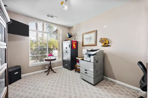 $619,000 | Undisclosed Address, Bakersfield, CA 93312