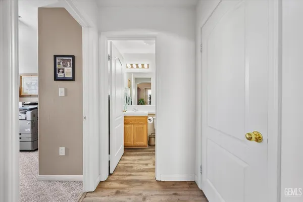 $619,000 | Undisclosed Address, Bakersfield, CA 93312