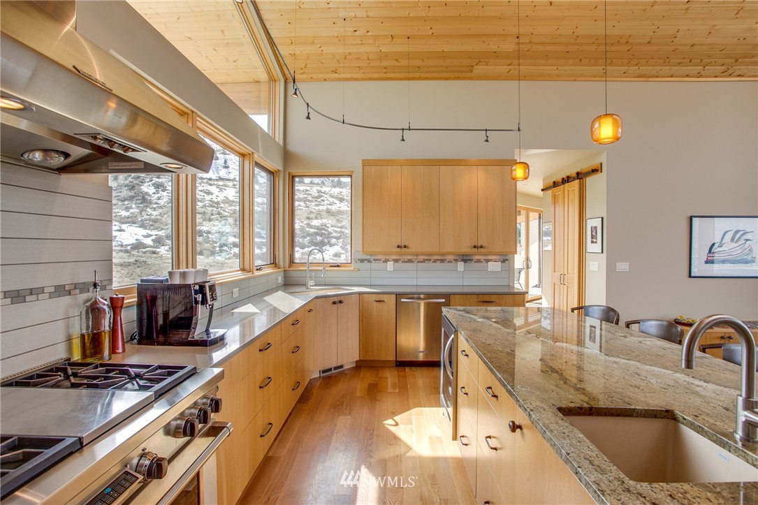 1395 Little Butte Ranch Road Chelan, WA 98816 - Photo 15 of 25 Gallery Image 15