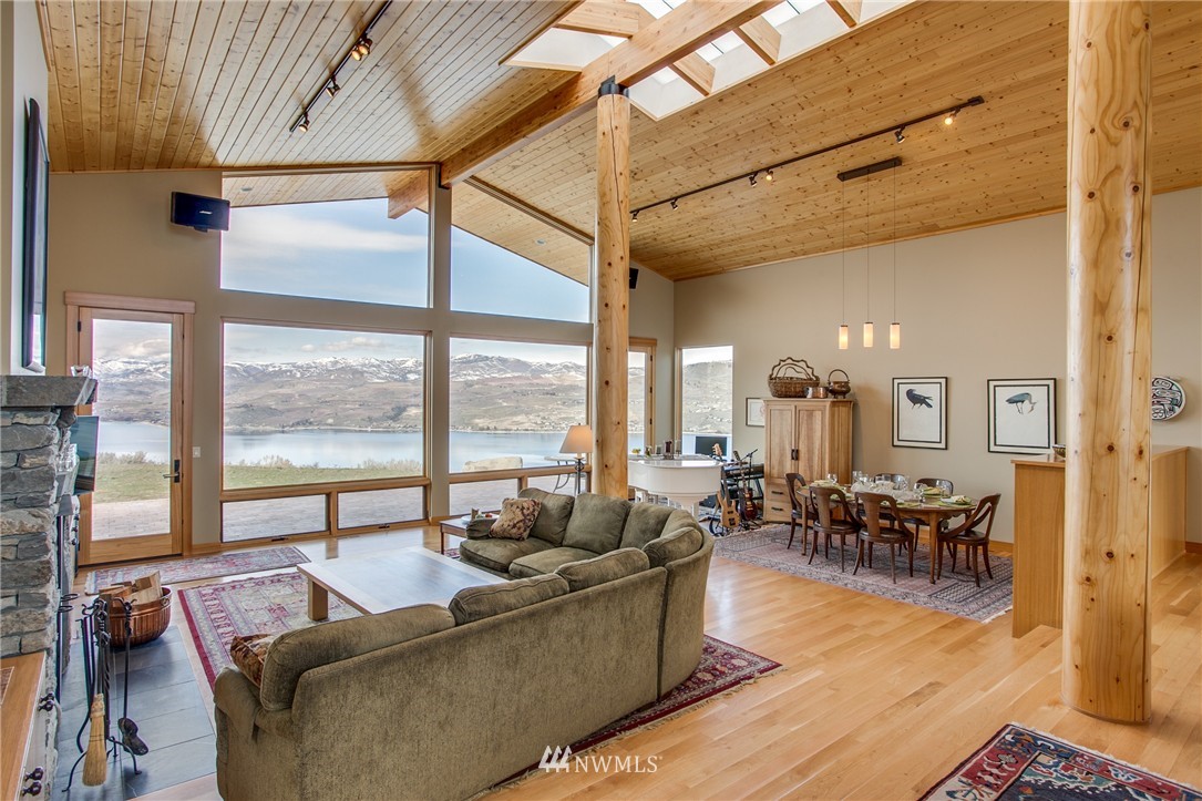 1395 Little Butte Ranch Road Chelan, WA 98816 - Photo 10 of 25 Gallery Image 10