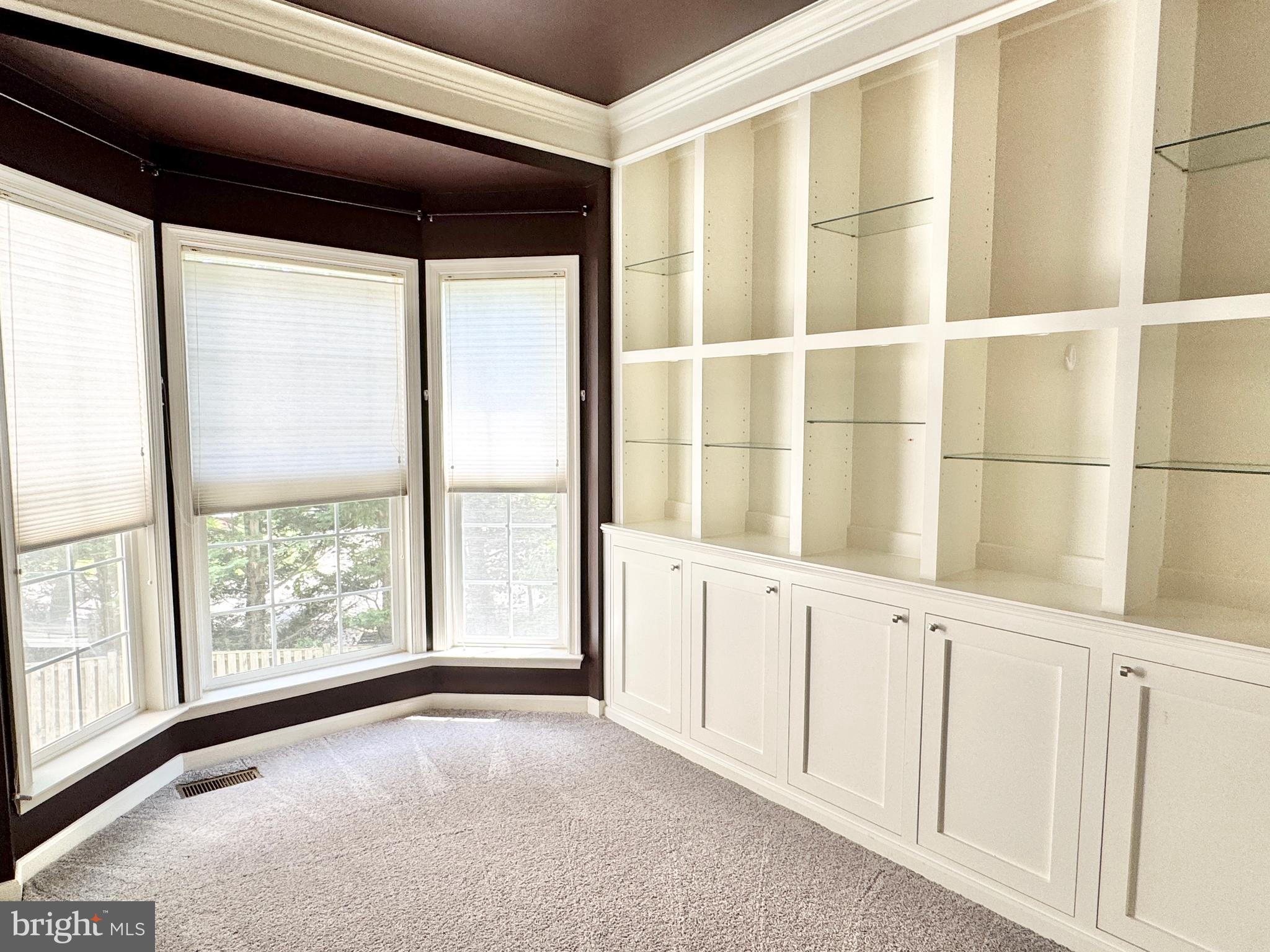 3721 Katie Place Triangle, VA 22172 - Photo 14 of 39 a view of an empty room with a window