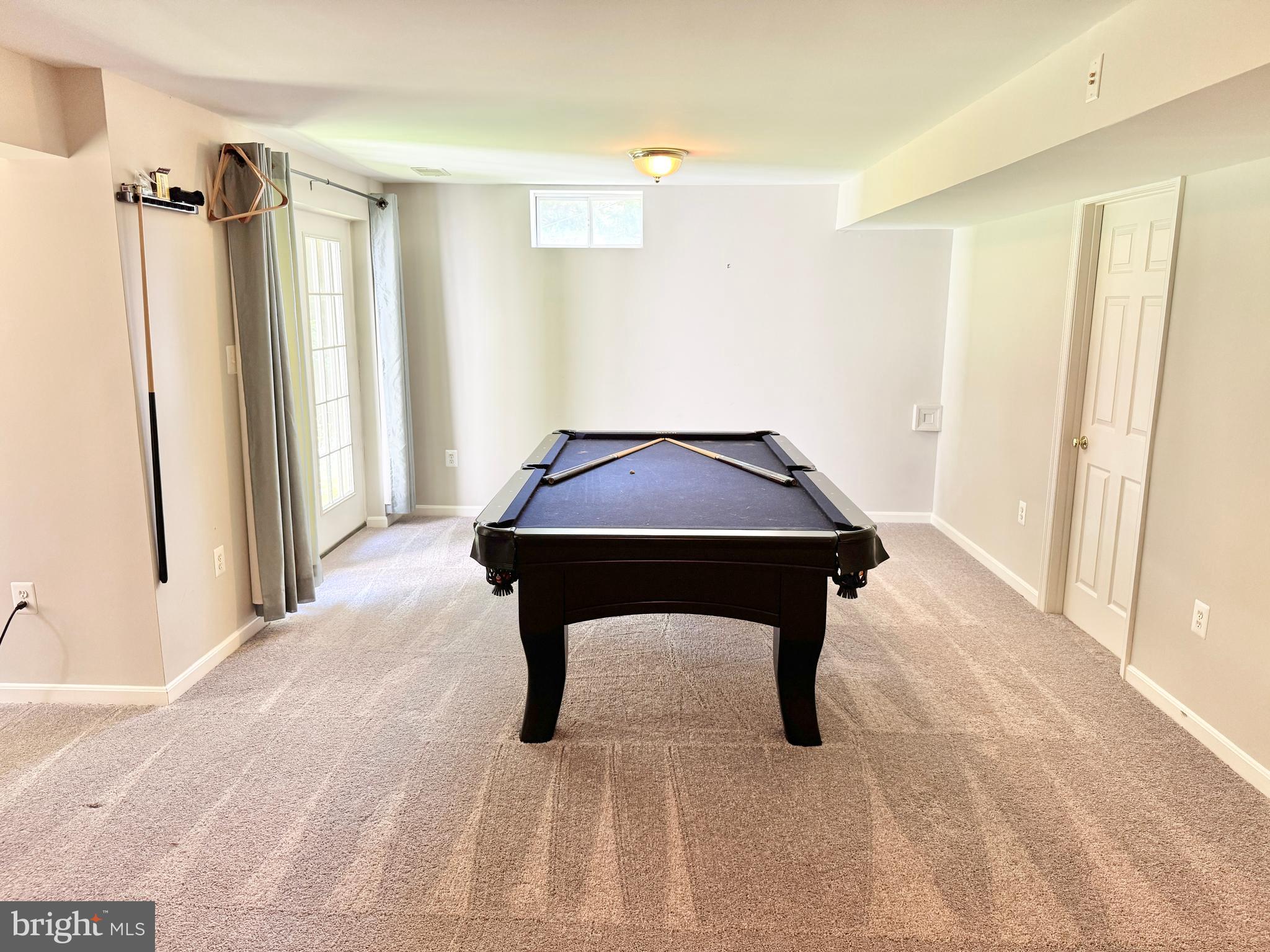 3721 Katie Place Triangle, VA 22172 - Photo 30 of 39 a room with furniture and a window