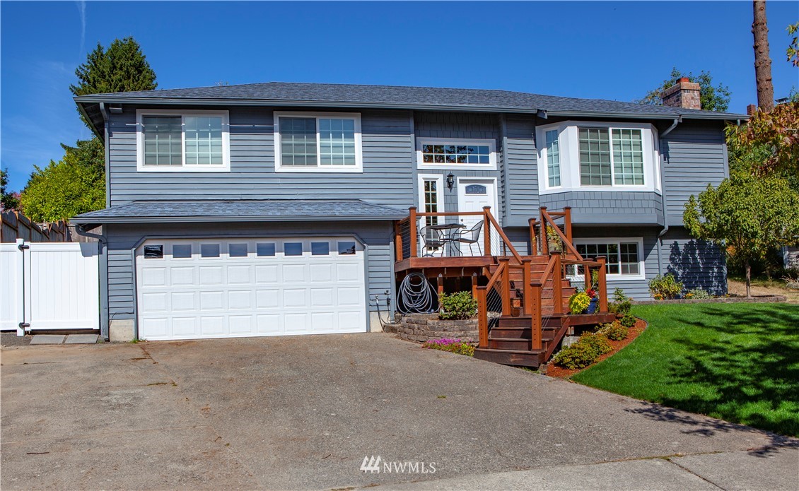 516 Edmonds Court Northeast Renton, WA 98056 - Photo 1 of 25