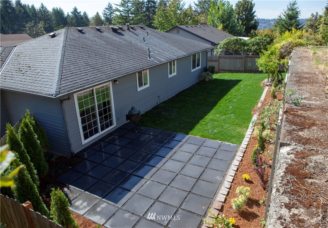 516 Edmonds Court Northeast Renton, WA 98056 - Photo 25 of 25