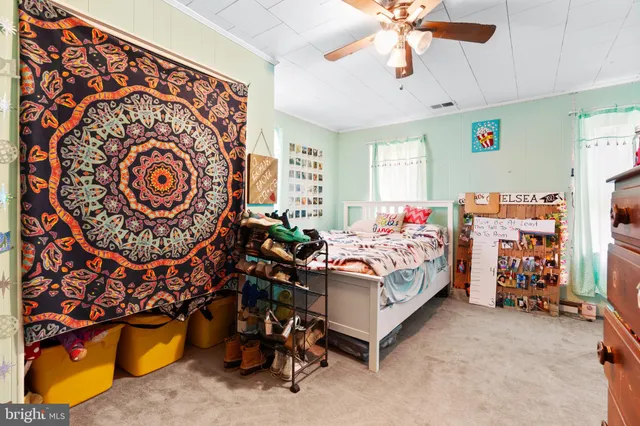 $320,000 | 24 Potomac Avenue, Shenandoah Junction, WV 25442