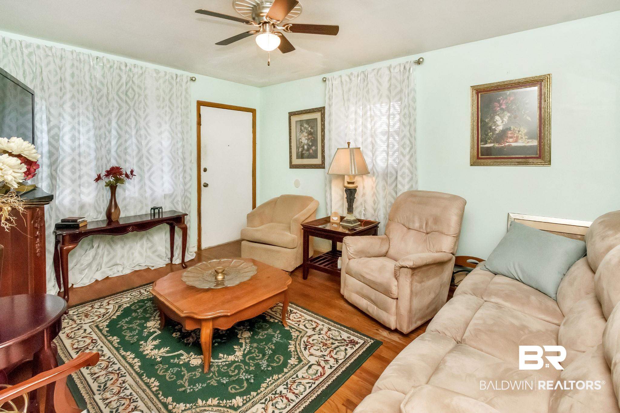 126 Item Avenue Mobile, AL 36607 - Photo 4 of 16