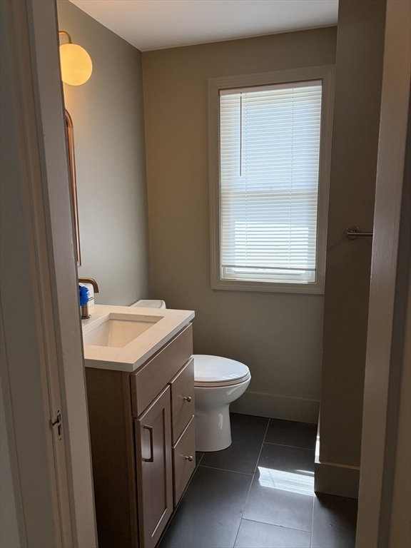 60 Rencelau Street Springfield, MA 01118 - Photo 18 of 30