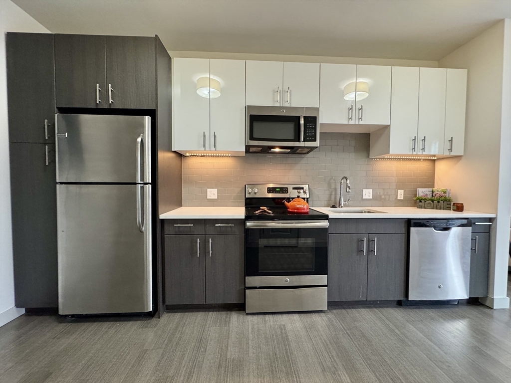 99 Tremont Street, Unit U205 Boston, MA 02135 - Photo 5 of 16