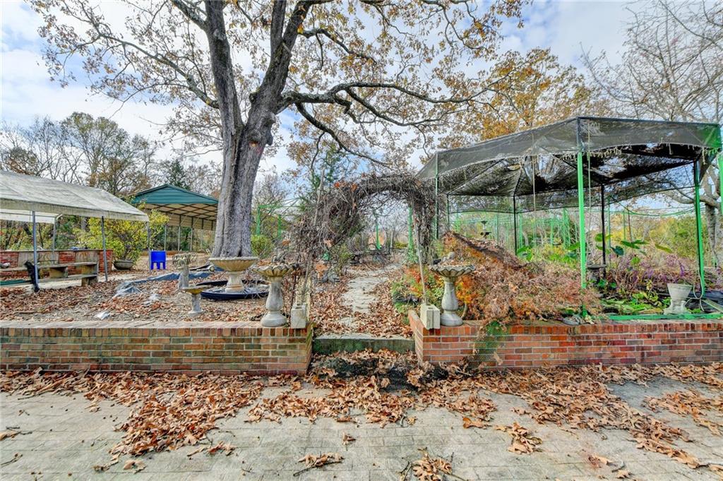 221 Plainview Road Jefferson, GA 30549 - Photo 63 of 87 a view of a park with iron fence