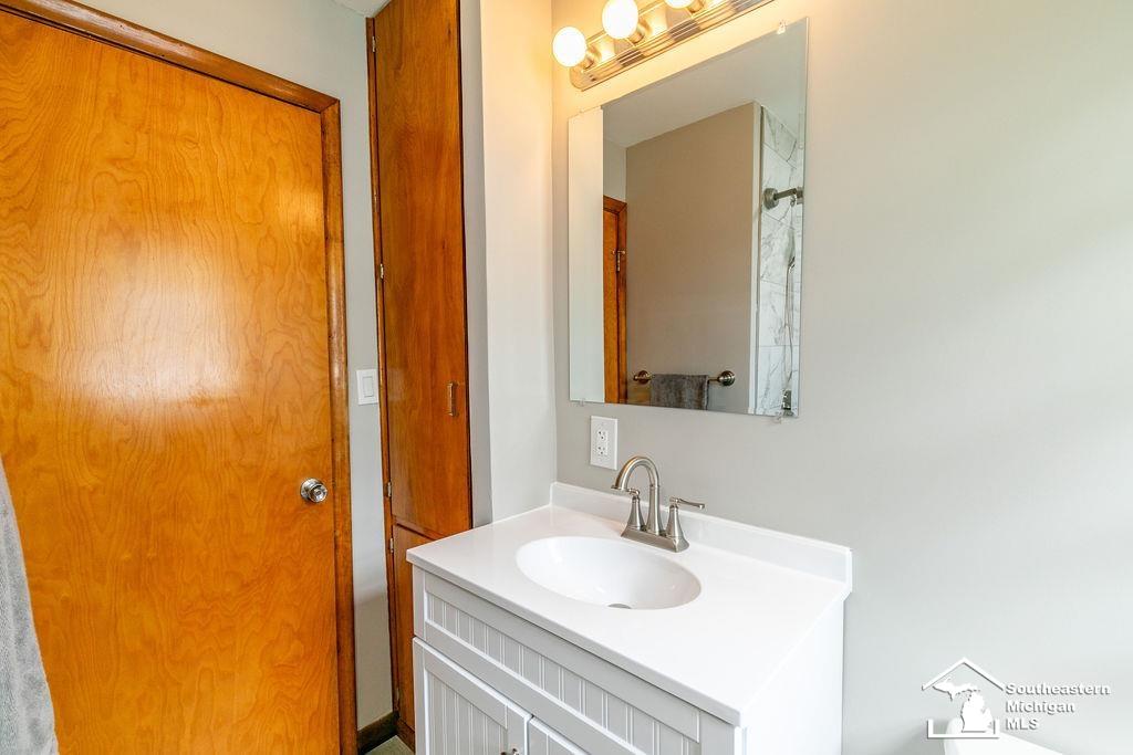 7828 Blue Bush Road Maybee, MI 48159 - Photo 16 of 39