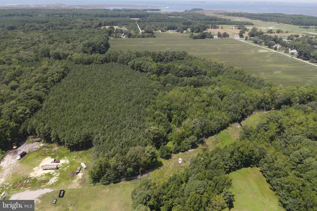 $80,000 | 4480 Crisfield Highway, Crisfield, MD 21817