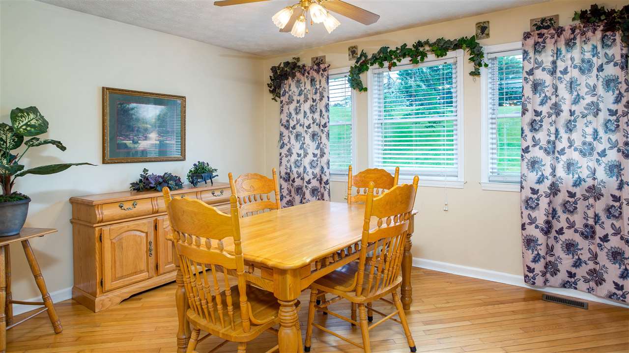 1503 East Mud River Road Milton, WV 25541 - Photo 17 of 28 Gallery Image 17