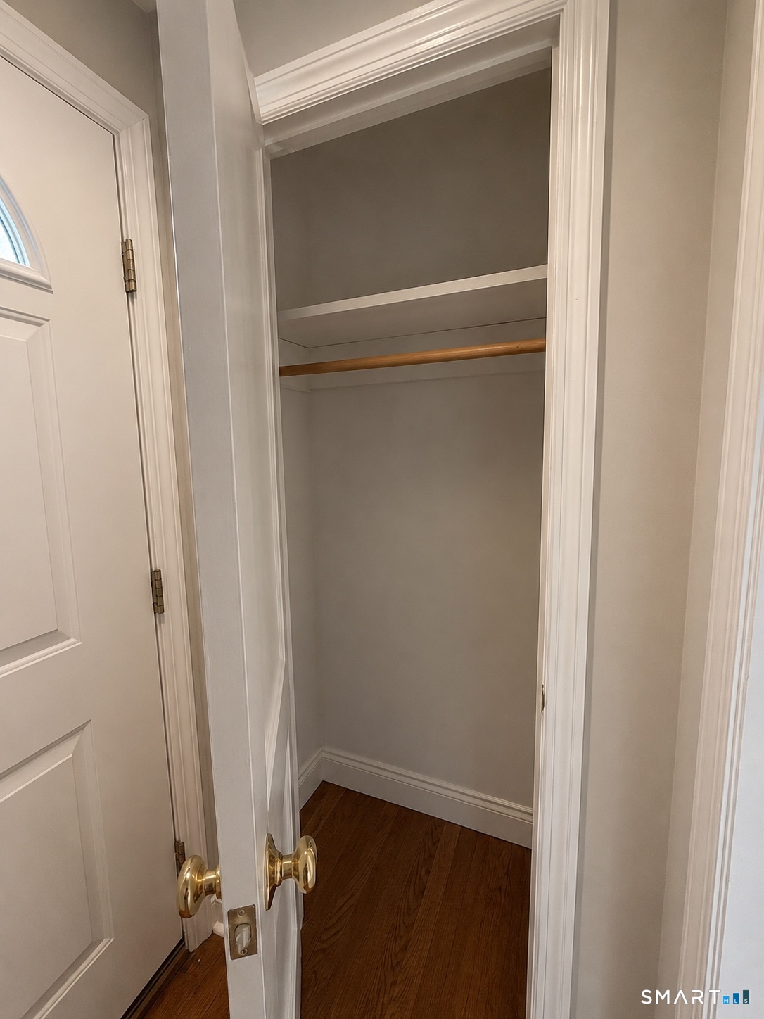 560 Old Town Road Trumbull, CT 06611 - Photo 2 of 25