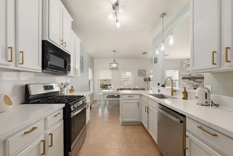 $399,000 | 25227 Bright Hollow Lane, Katy, TX 77494