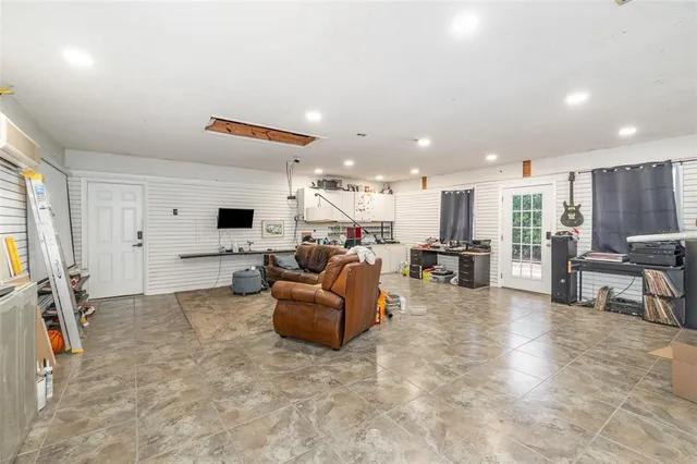 $699,000 | 203 Herrell Road, Winter Springs, FL 32708