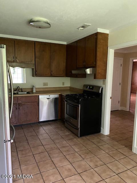 1136 Craddock Way Macon, GA 31210 - Photo 10 of 30 1-Photos- 1136 Craddock Way- kitchen #2