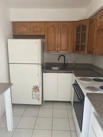 $199,000 | 20200 Northeast 27th Court, Unit 7J, Aventura, FL 33180