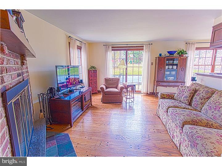 200 Spencer Road Devon, PA 19333 - Photo 5 of 20 Family Room
