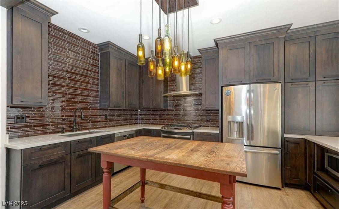 135 Pebble Ridge Road Henderson, NV 89012 - Photo 2 of 16