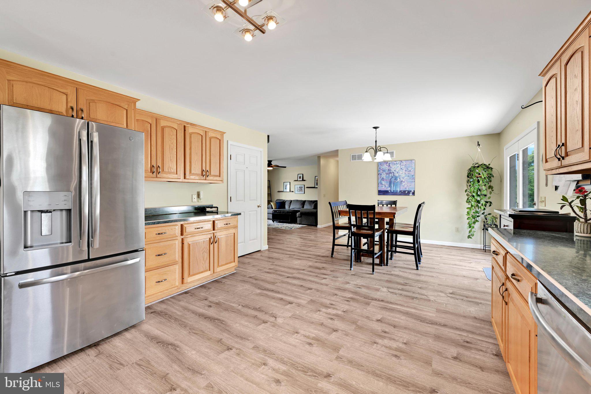 680 New Schaefferstown Road Bernville, PA 19506 - Photo 29 of 71 Kitchen