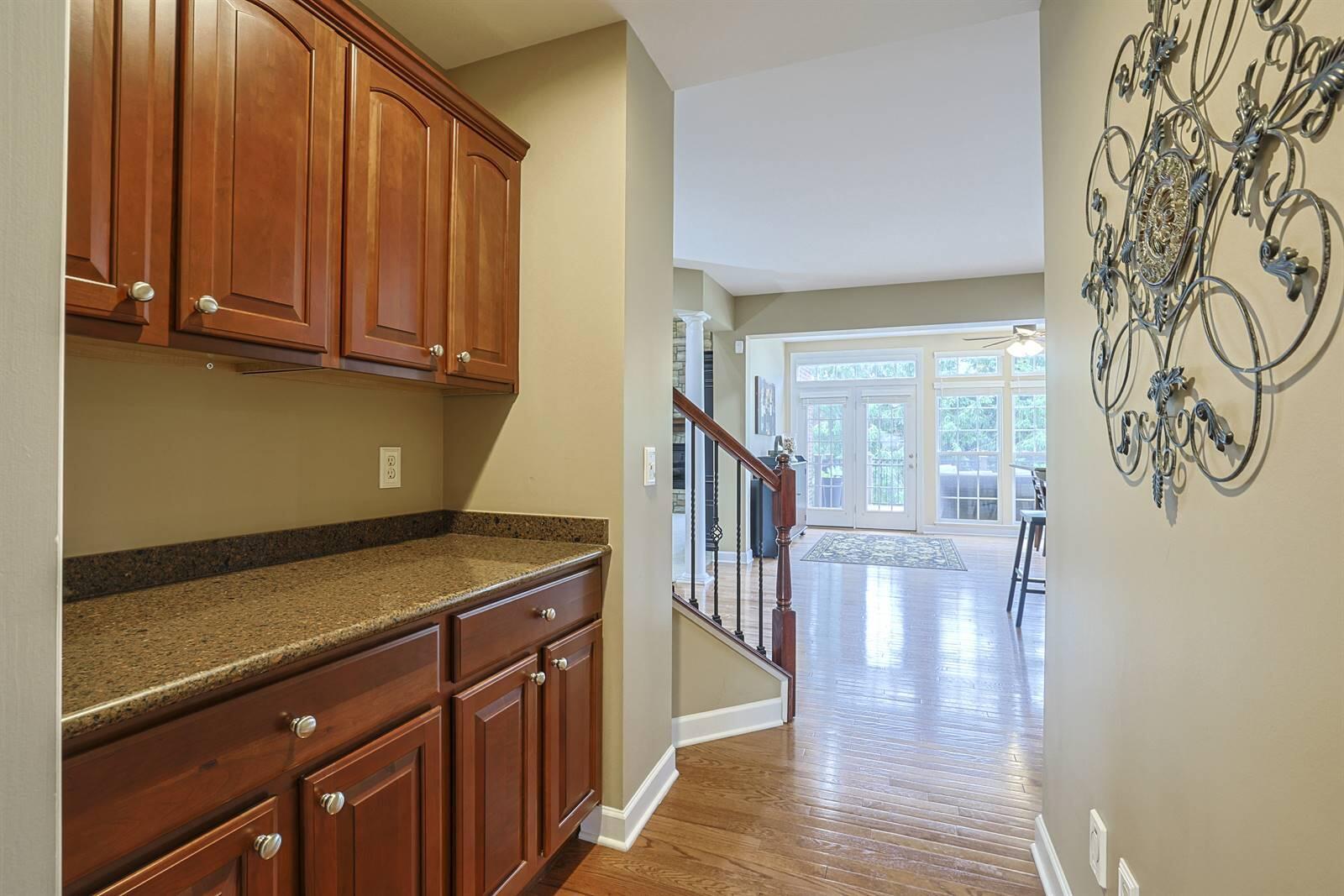 1173 Monarchos Ridge Union, KY 41091 - Photo 16 of 50 023-Butler-PantryService