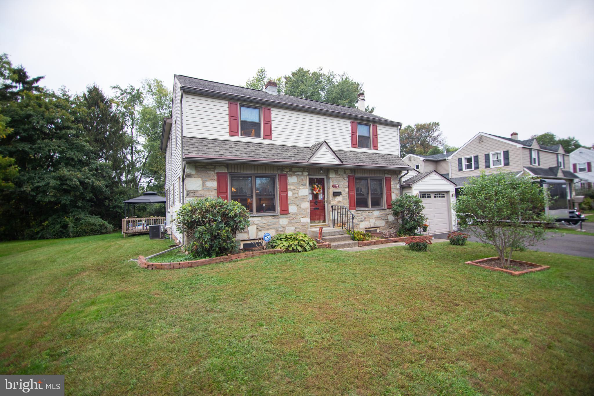 1176 Cambridge Road Warminster, PA 18974 - Photo 1 of 41