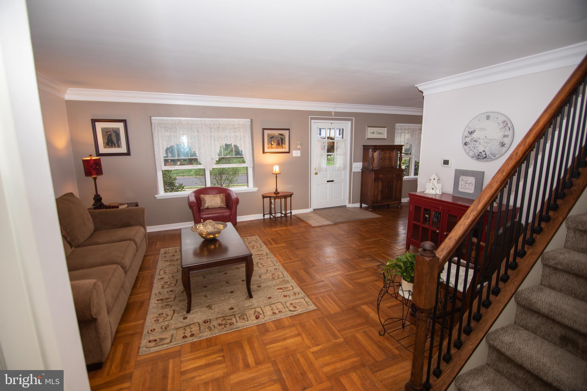 1176 Cambridge Road Warminster, PA 18974 - Photo 10 of 41